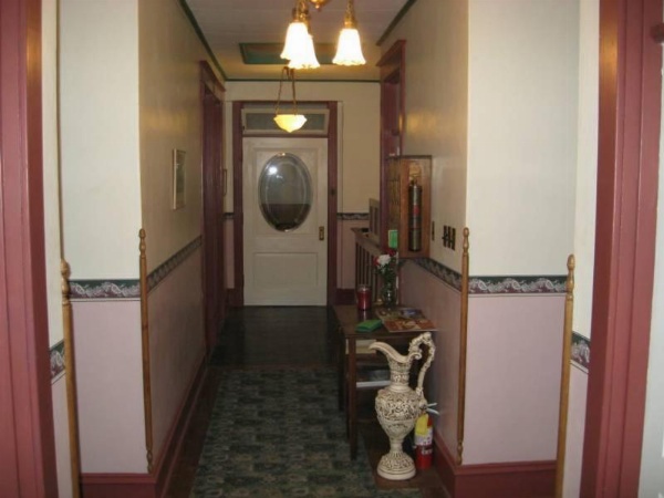 Historic Hotel Greybull image 12